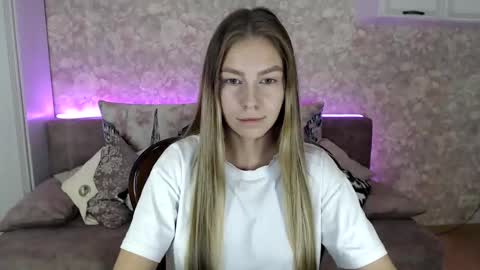 Molli  Ready for any play with you. Hottest show in pvt  Help a student earn big tokens  online show from 11.27.25