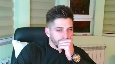 independent model online show from 12.07.24