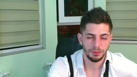 independent model online show from 01.11.25