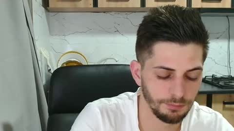 independent model online show from 03.01.25