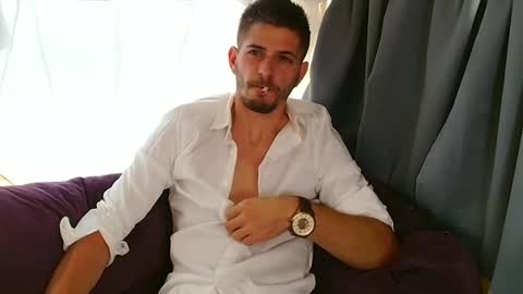 independent model online show from 09.11.25