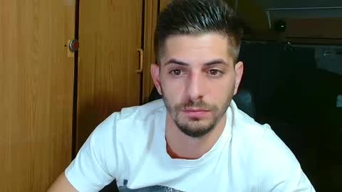 independent model online show from 09.12.25