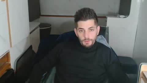 independent model online show from 11.26.25