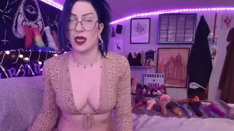 Fonda Dix online show from 01.14.25