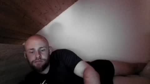 Snapshot of foniks96 chatting on 06.21.26 Martin Grob online show from 06.21.26