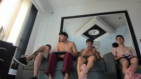 foot_master777 online show from 09.28.25