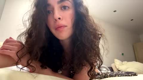 Snapshot of forbiddennvelvet chatting on 10.25.25 forbiddennvelvet online show from 10.25.25