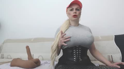 Adana online show from 01.13.25