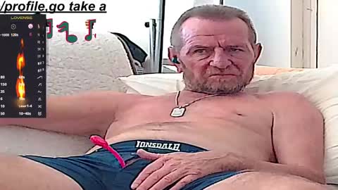 Snapshot of forexxxx_man chatting on 12.18.24 doc online show from 12.18.24