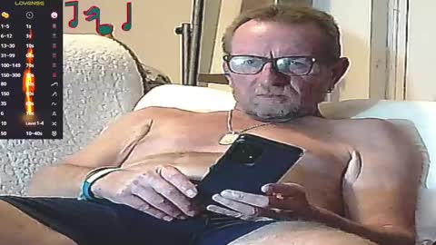 Snapshot of forexxxx_man chatting on 01.03.25 doc online show from 01.03.25