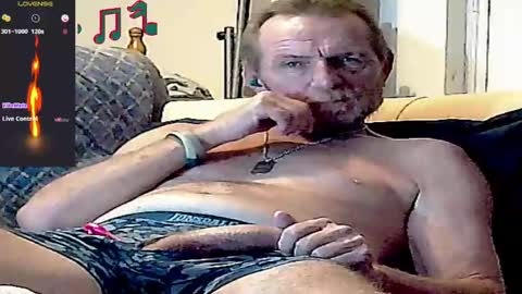 Snapshot of forexxxx_man chatting on 01.09.25 doc online show from 01.09.25