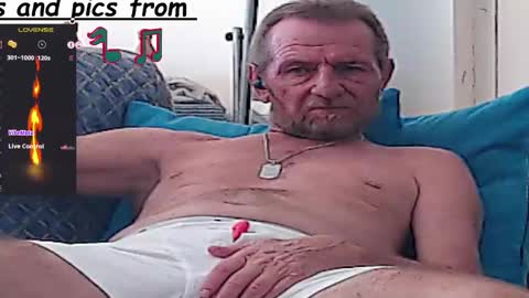 Snapshot of forexxxx_man chatting on 01.12.25 doc online show from 01.12.25