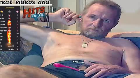 Snapshot of forexxxx_man chatting on 01.25.25 doc online show from 01.25.25