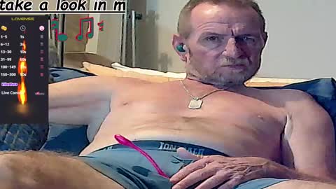 Snapshot of forexxxx_man chatting on 02.03.25 doc online show from 02.03.25
