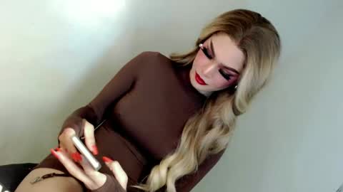 Snapshot of forget_me_not69 chatting on 12.03.24 KHATRINA STACIE MARIE online show from 12.03.24