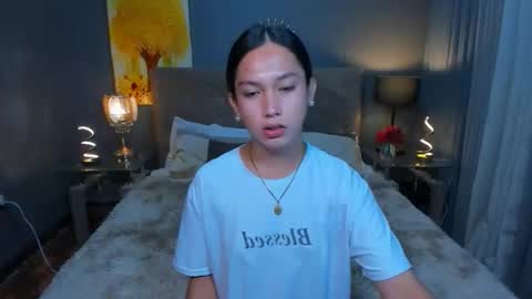 Snapshot of fortune_red chatting on 10.08.25 FORTUNE RED online show from 10.08.25