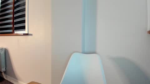 Kira online show from 10.14.25