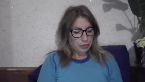 fox_red_lady7 online show from 12.05.24