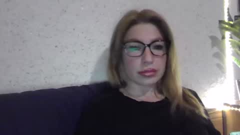 fox_red_lady7 online show from 01.06.25