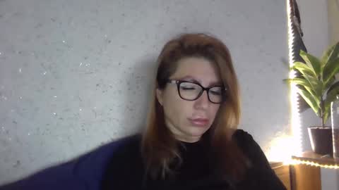 fox_red_lady7 online show from 02.09.25