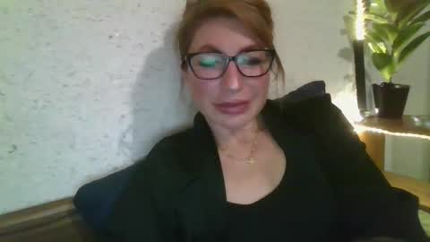 fox_red_lady7 online show from 02.27.25
