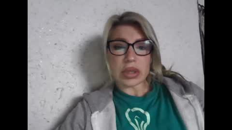 fox_red_lady7 online show from 02.08.26