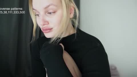 i am your baby Alien  online show from 11.14.25