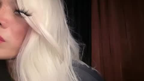 KITTY online show from 04.13.26