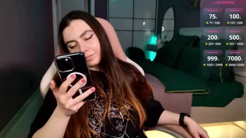 Snapshot of foxohlove chatting on 03.09.25 Foxy online show from 03.09.25