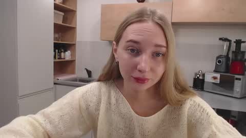 Snapshot of foxy0990 chatting on 01.11.25 Maria online show from 01.11.25