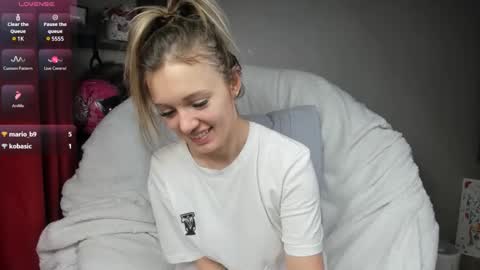 Foxy online show from 02.22.25