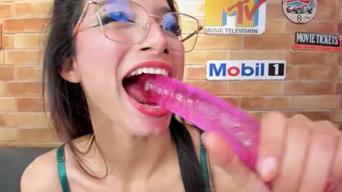 Loren online show from 03.04.26