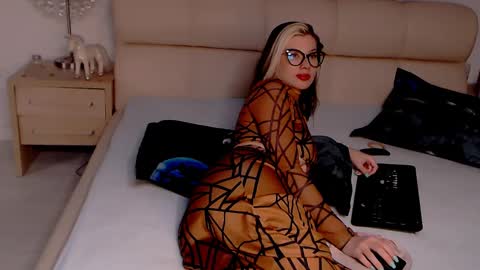 Fox online show from 02.10.25