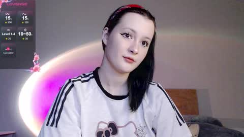 Snapshot of foxydollkate chatting on 11.05.25 Kate online show from 11.05.25