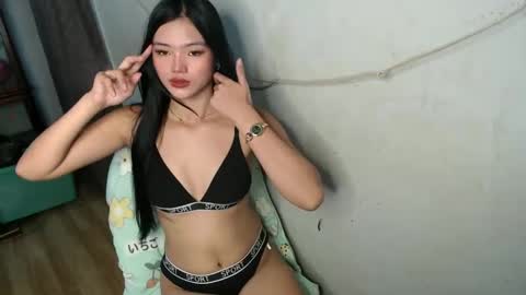 foxygoddess19 online show from 01.25.25