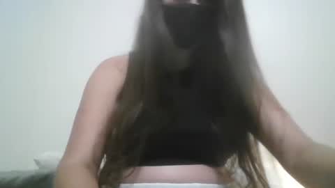 Snapshot of foxylady000 chatting on 04.12.26 foxylady000 online show from 04.12.26