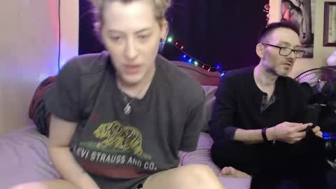 Mallory Koxx online show from 12.16.25