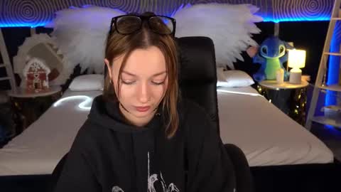 Maya online show from 12.03.25