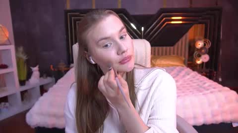 Kate online show from 12.04.25