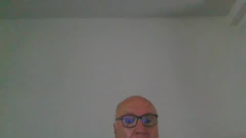 Snapshot of fra94 chatting on 06.27.26 fra94 online show from 06.27.26