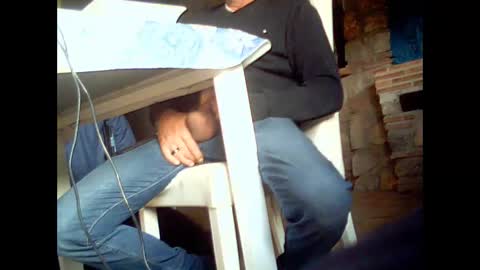 Snapshot of fra__71 chatting on 10.15.25 fra  71 online show from 10.15.25