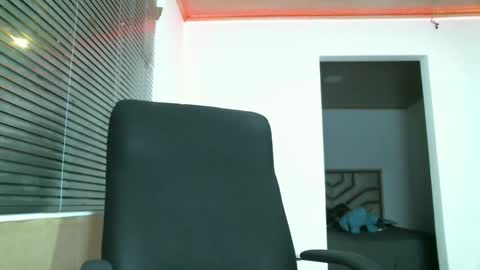 franccesco_699 online show from 01.05.25