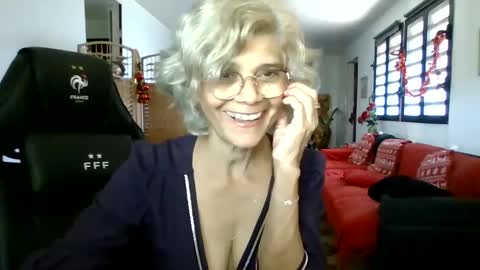 francelune online show from 12.22.24