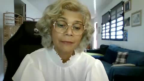 francelune online show from 01.22.25