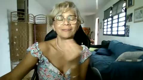 francelune online show from 01.26.25