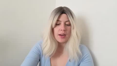 Francesca online show from 09.19.25