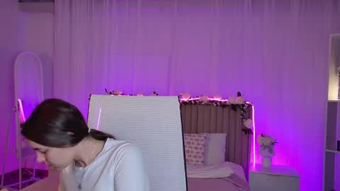 Francesca online show from 06.02.26