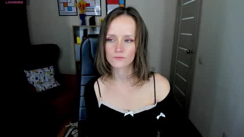 Snapshot of francescacollins chatting on 10.14.25 Fran online show from 10.14.25