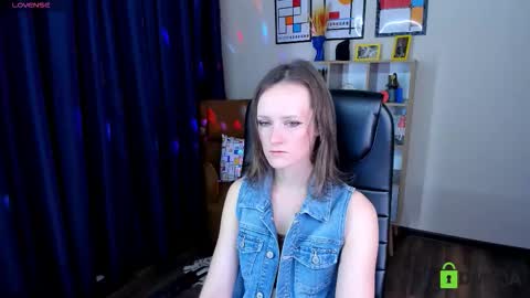 Snapshot of francescacollins chatting on 11.02.25 Fran online show from 11.02.25