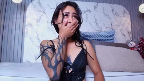 franchesca_de_luca online show from 12.24.24